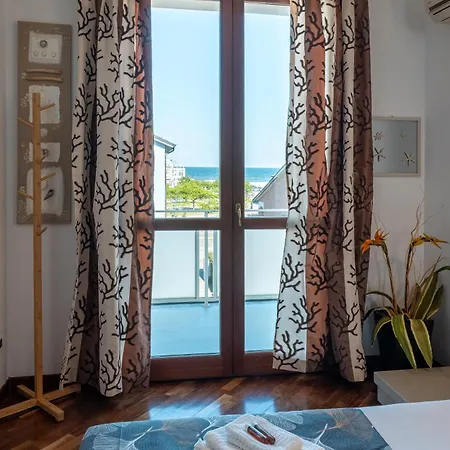 アパート Due Passi Dal Mare, Marina Seaview *